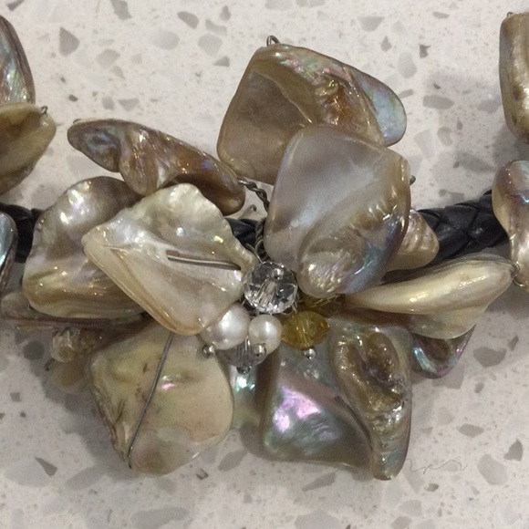 NECKLACES FLORALS - Picture 6 of 15